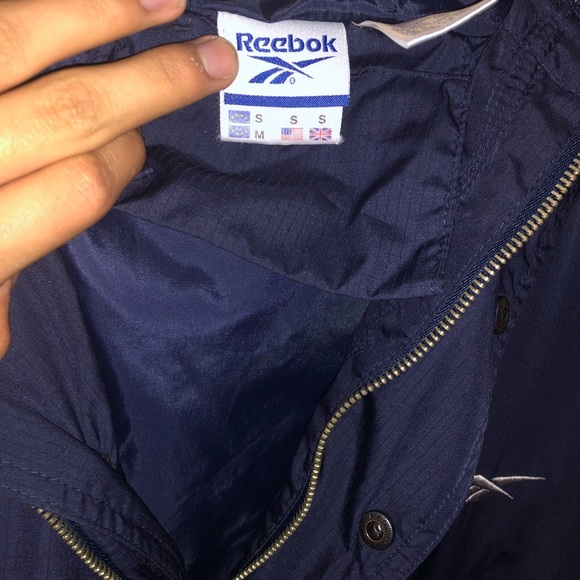 Vintage Reebok windbreaker - Picture 2 of 4
